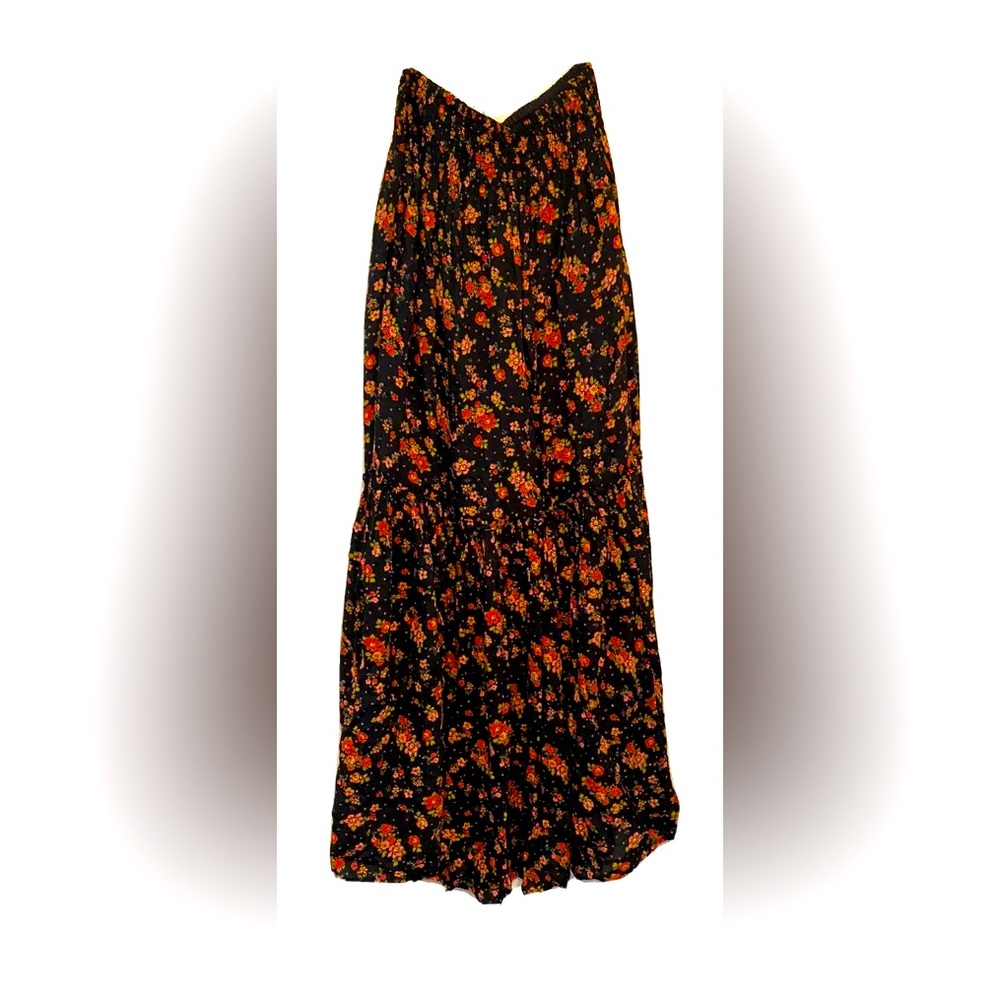 SECRET GARDEN BLACK COMB XS NWT